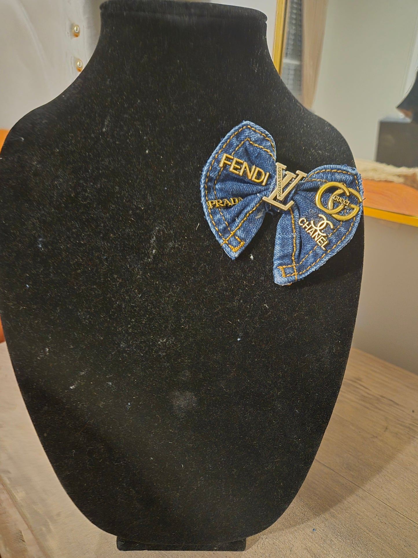 Mini Bow Tie Brooch